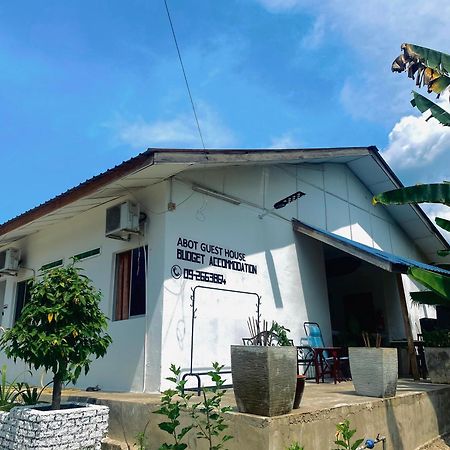 Abot Guest House Kuala Tahan Exterior photo