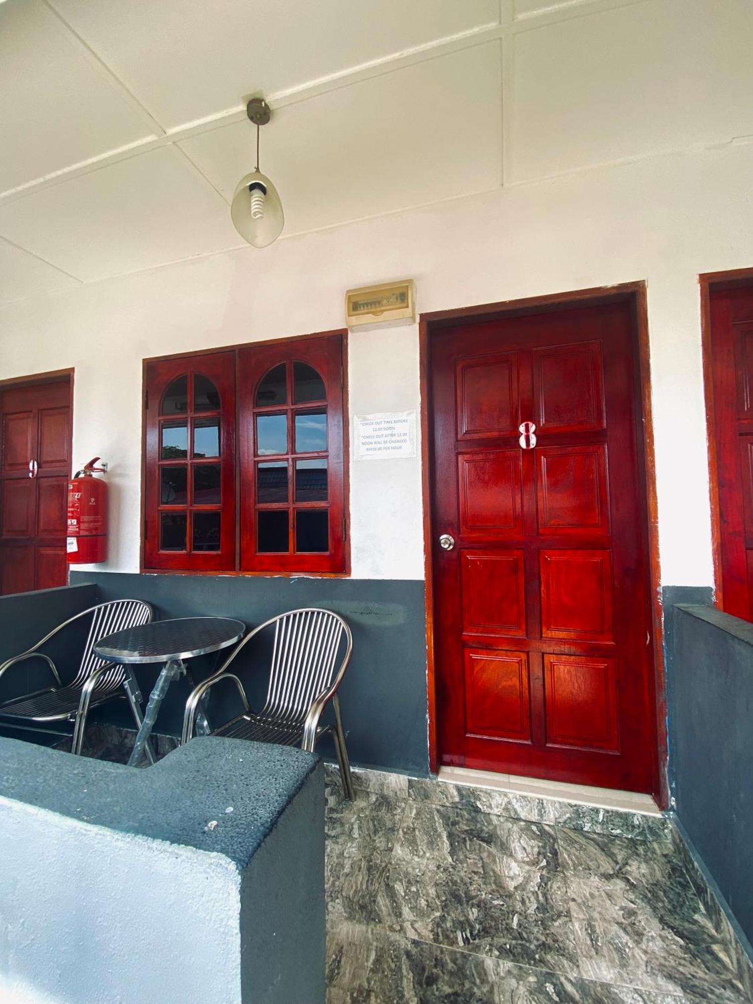 Abot Guest House Kuala Tahan Exterior photo