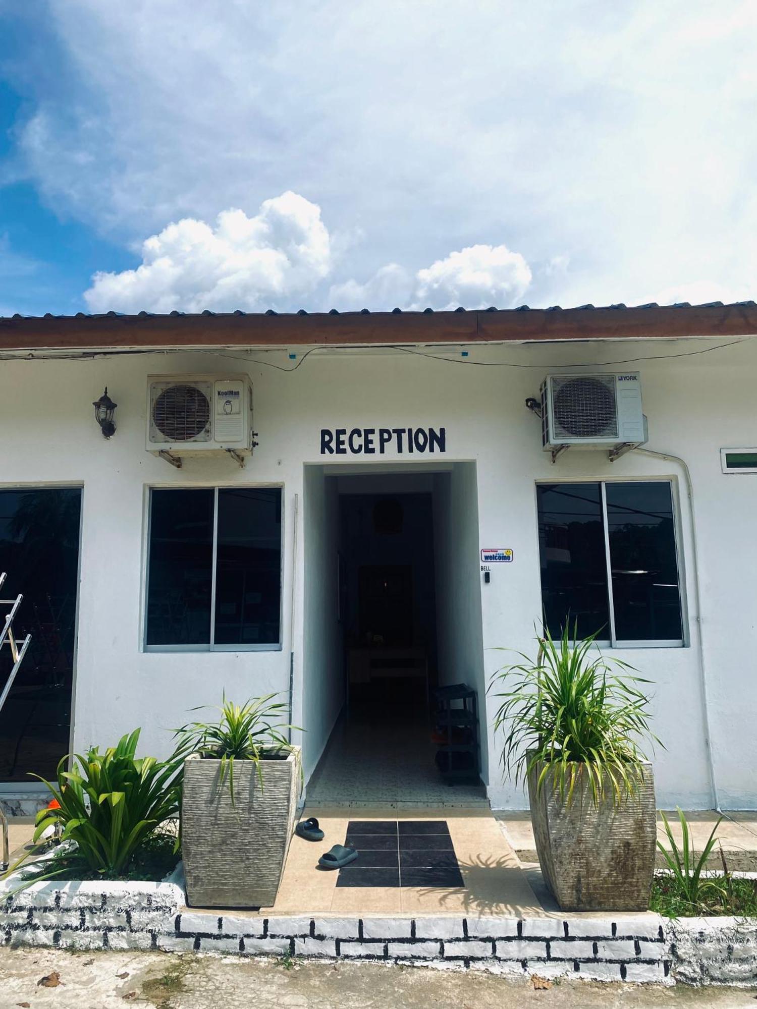 Abot Guest House Kuala Tahan Exterior photo
